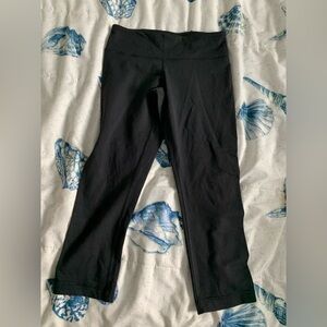 Lululemon Athletica Black Cropped Leggings size 4